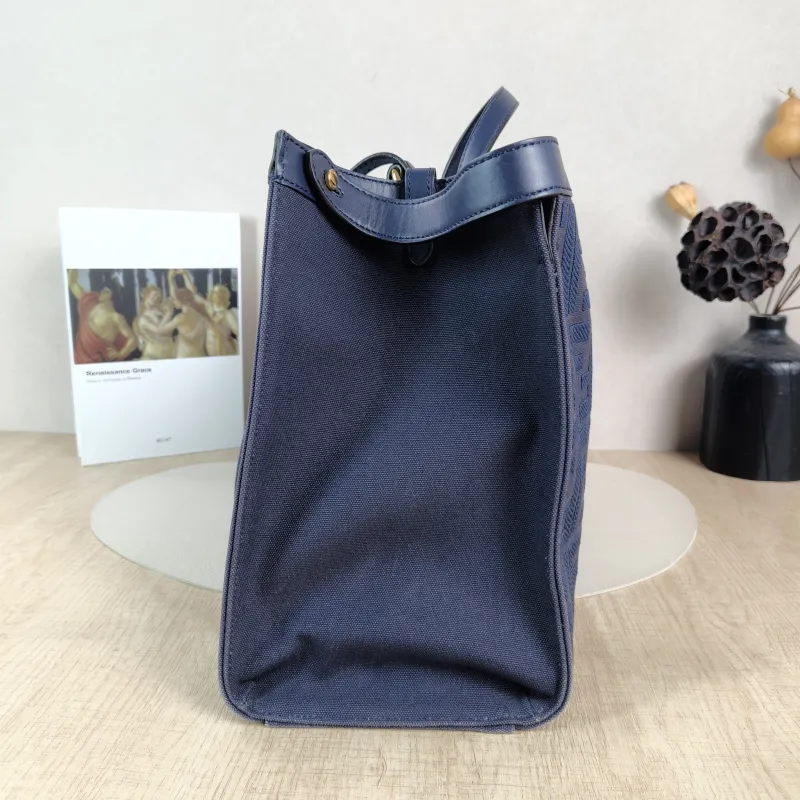 FENDI Shoulder Bag Peekaboo X-Tote Tote Bag Navy Canvas Medium41 × 16 × 29.5 cm — detail view 11 of 11