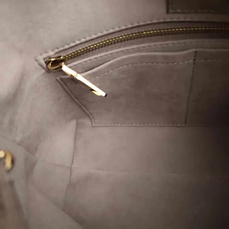 Louis Vuitton Crossbody Bag Carryall Calfskin Small 29.5 × 12 × 24 cm — detail view 2 of 14