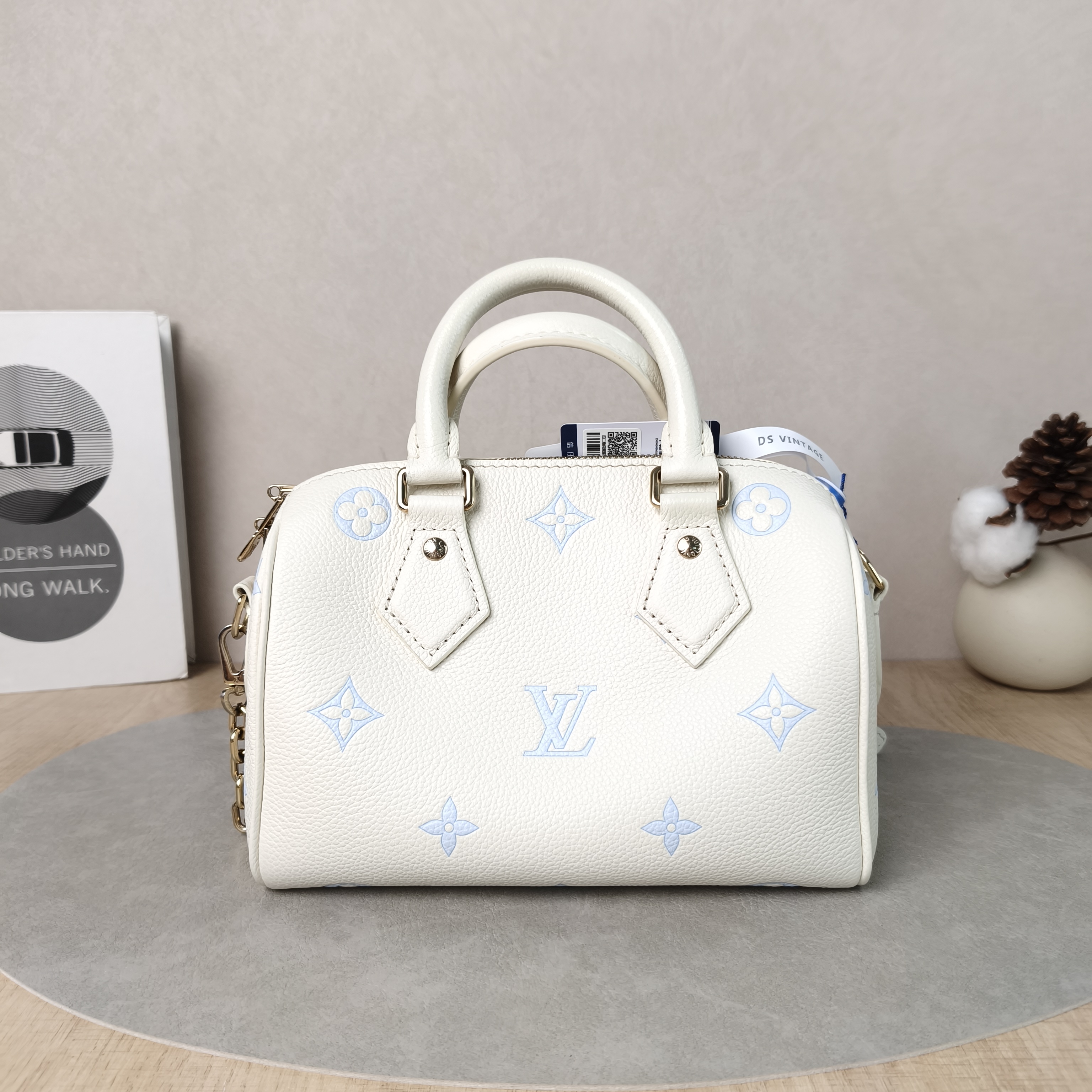 Louis Vuitton Crossbody Bag Speedy20 White · Blue Calfskin One Size20.5 × 12 × 13.5 cm — cover view 3 of 6