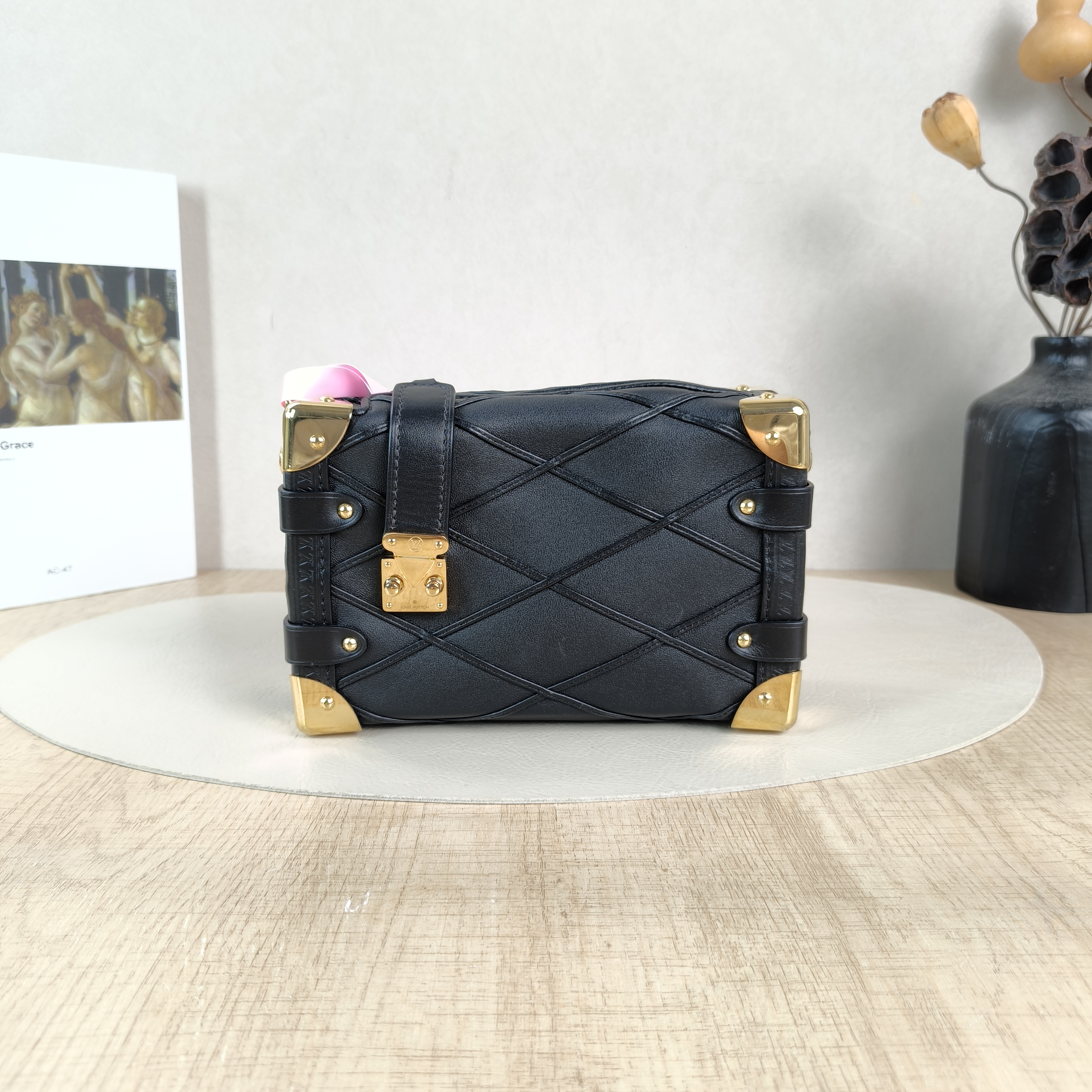 Louis Vuitton Crossbody Bag Side Trunk Box Black Lambskin Small19 × 7.5 × 12.5 cm