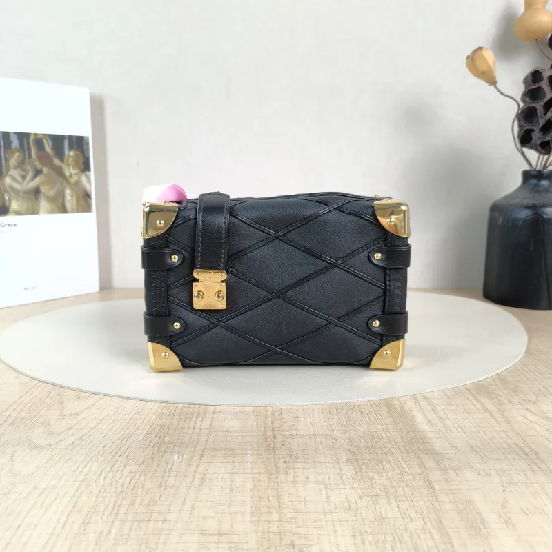 Louis Vuitton Crossbody Bag Side Trunk Box Black Lambskin Small19 × 7.5 × 12.5 cm
