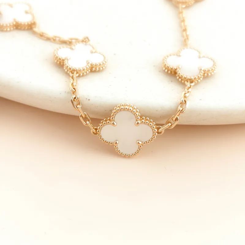 Van Cleef & Arpels Bracelet Alhambra Alhambra Collection Five-Motif Bracelet Pearl · White Mother-of-Pearl 18KY ellow Gold Vintage Small 19cm — cover view 8 of 9