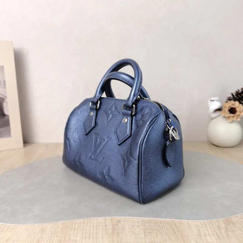 Louis Vuitton Crossbody Bag Speedy20 Empreinte Embossed Calfskin Small 20.5 × 12 × 13.5 cm — cover view 4 of 6