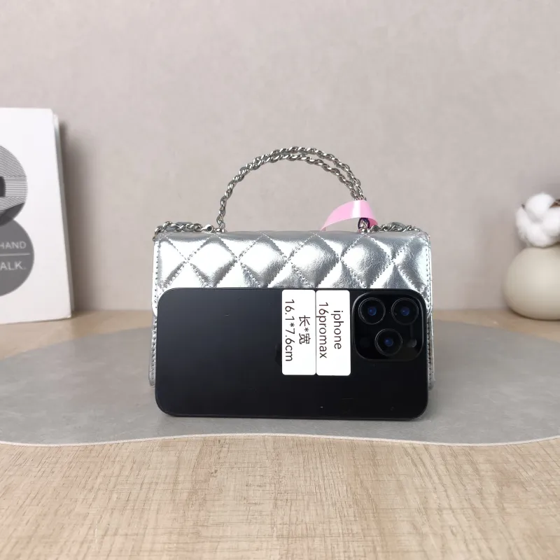 Chanel Crossbody Bag kelly Silver Waxed Leather One Size 18 × 4.5 × 10 cm — cover view 2 of 5