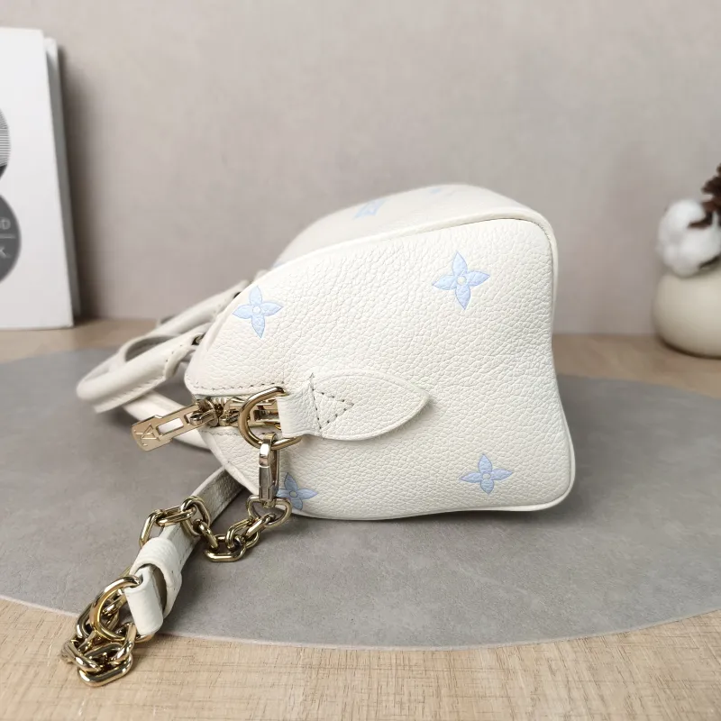 Louis Vuitton Crossbody Bag Speedy20 White · Blue Calfskin One Size20.5 × 12 × 13.5 cm — detail view 6 of 15