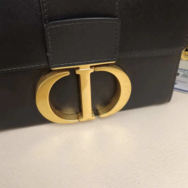 DIOR Crossbody Bag30Montaigne 30 Box Box Black Calfskinmini17.5 × 5 × 11.5 cm — detail view 8 of 13
