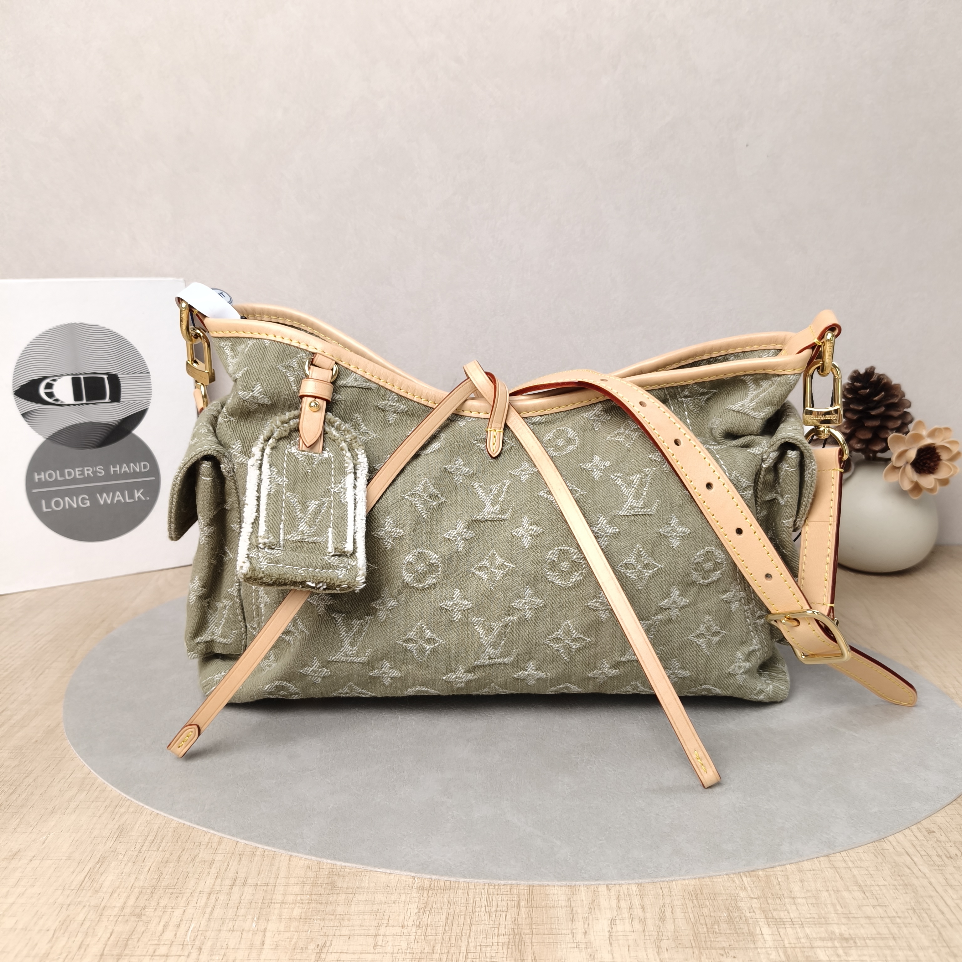 Louis Vuitton Crossbody Bag Carryall Cargo Small33.5 × 15 × 23 cm