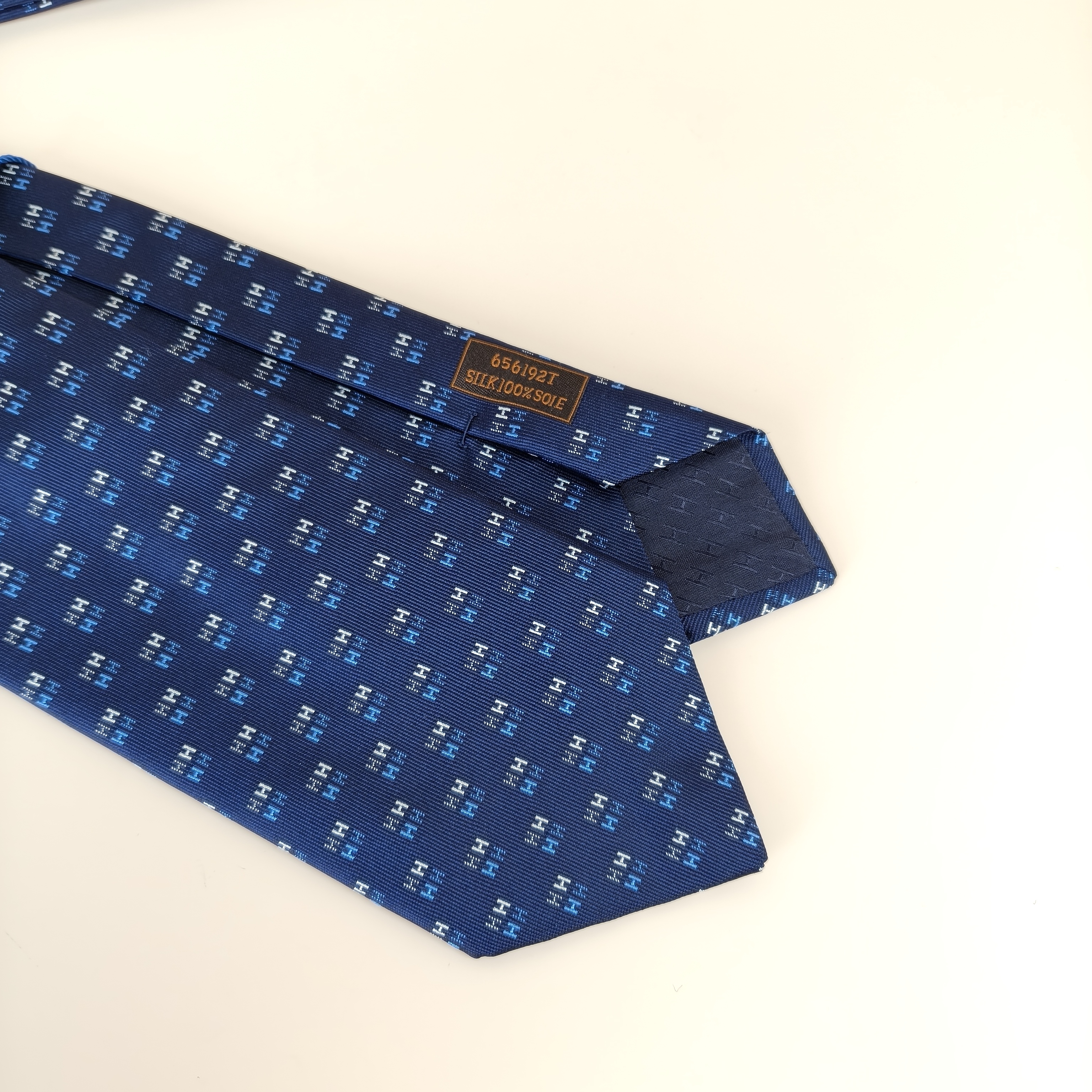 Hermès Blue Silk One Size146*8 — cover view 3 of 7