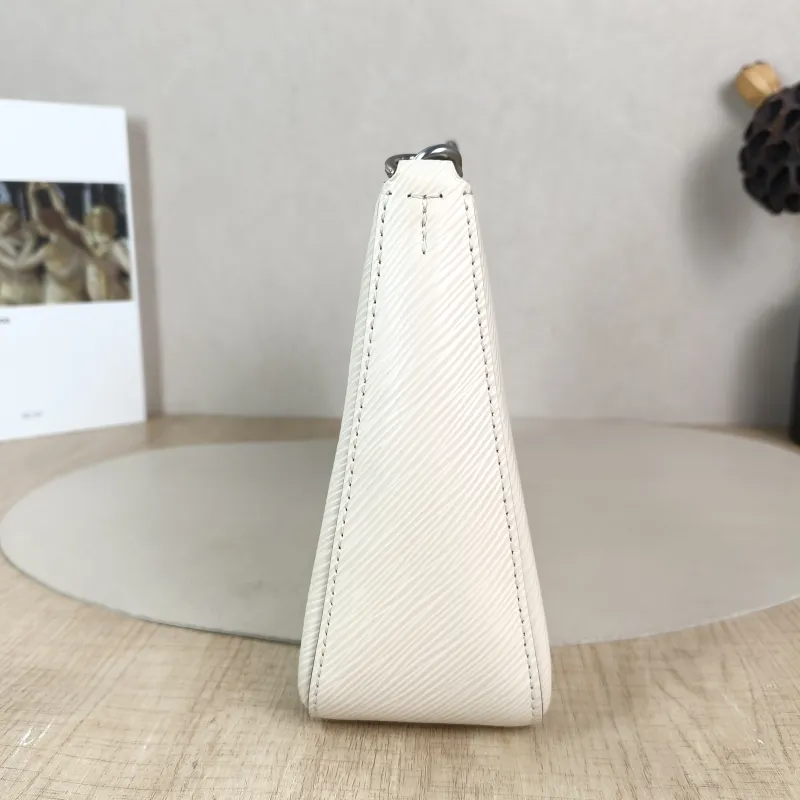 Louis Vuitton Crossbody Bag MARELLE White Epi Embossed Calfskin Small 25 × 8 × 15 cm — detail view 5 of 10