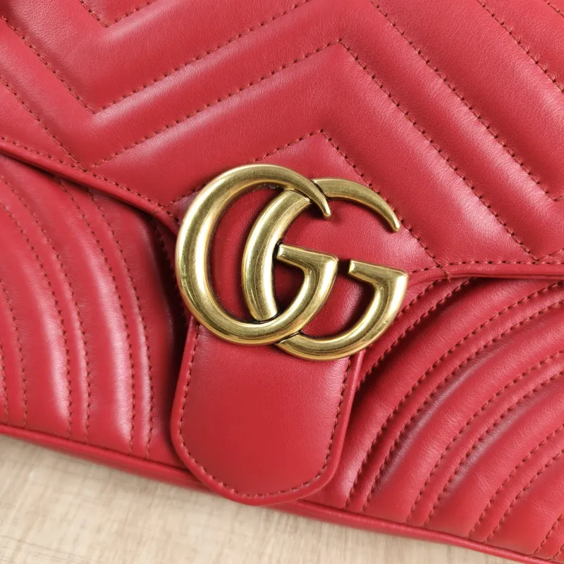 GUCCI Crossbody Bag GG Marmont Medium Marmont 26 Red Calfskin Medium 26 × 7 × 15 cm — detail view 13 of 13