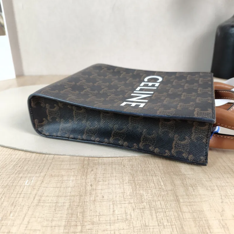 CELINE Crossbody Bag CABAS Mini Monogram PV Cmini17 × 4 × 20.5 cm — detail view 4 of 12