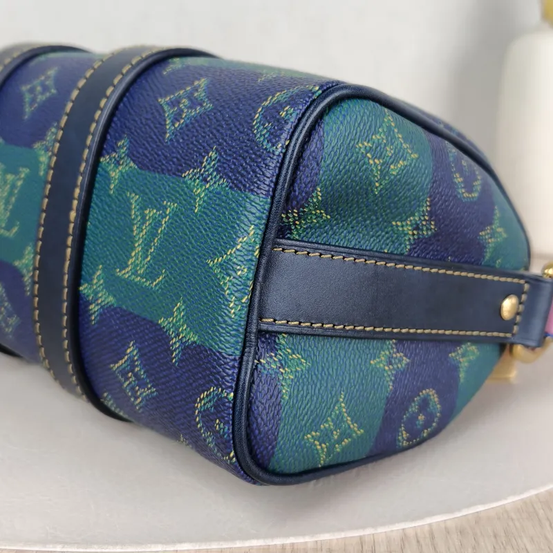 Louis Vuitton Crossbody Bag Keepall 25 Green Blue Monogram PVC Medium 25 × 11 × 15 cm — detail view 4 of 11
