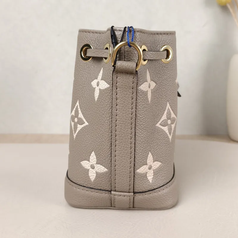 Louis Vuitton Crossbody Bag NANO NOÉ Bucket Bag Nano · White Empreinte Embossed Calfskin nano 13 × 10 × 16 cm — detail view 2 of 9