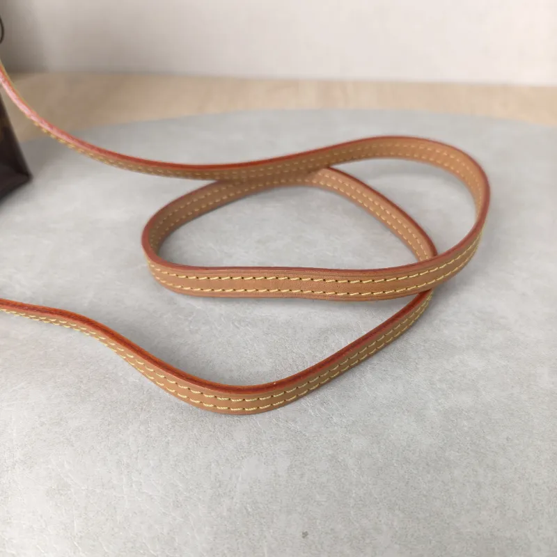 Louis Vuitton Crossbody Bag PETIT SAC PLAT Mini Monogram PVC Mini 14 × 5 × 17 cm — detail view 9 of 9
