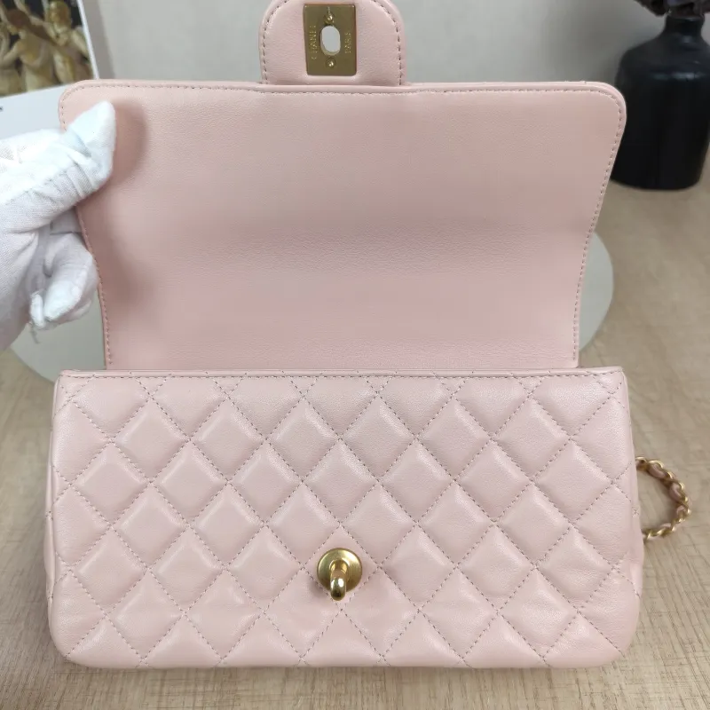 Chanel Crossbody Bag24c cf Pink Lambskin Small Edition23 × 6.5 × 14 cm — detail view 10 of 14
