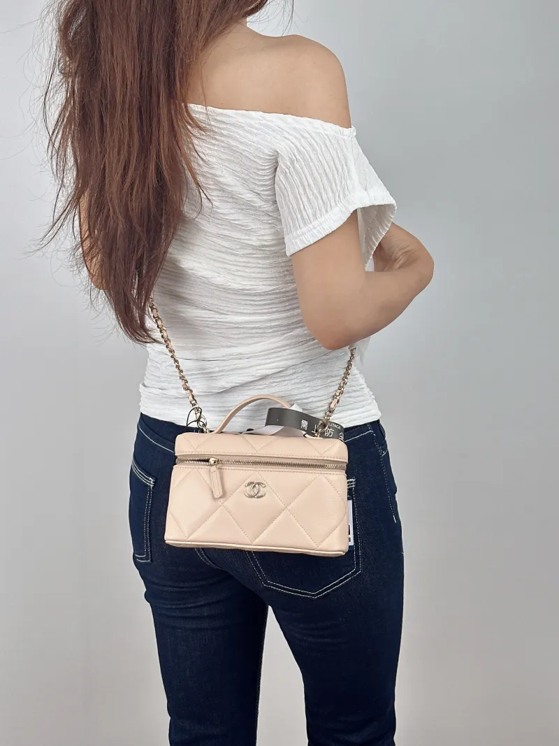 Chanel Crossbody Bag lp Box Bag Top Handle Crossbody Bag Beige Grained Calfskin One Size 19.5 × 5 × 17 cm — on-model view 2 of 2