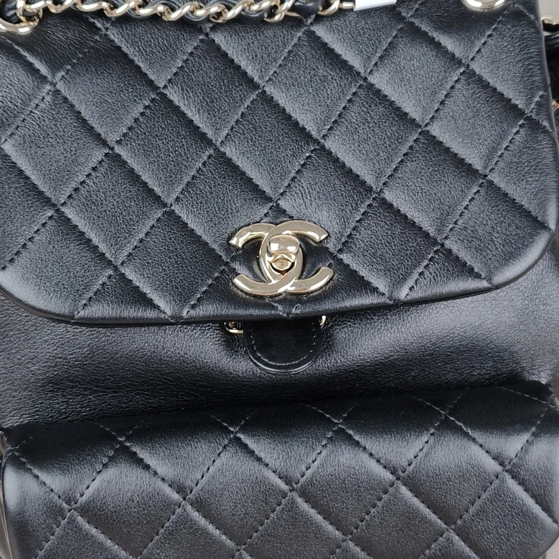 Chanel Backpack Duma Black Grained Calfskin Large21 × 13 × 23 cm — detail view 12 of 13