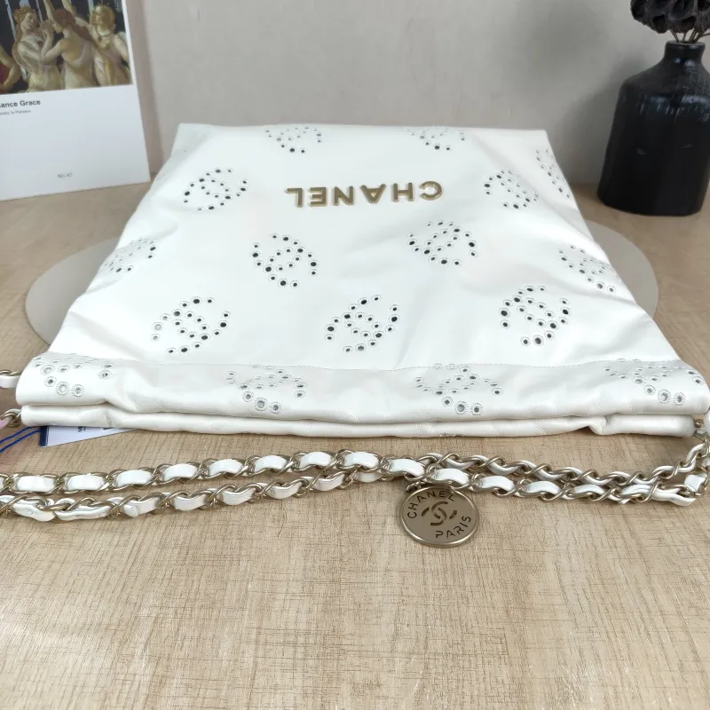 Chanel Shoulder Bag 22Bag White Gold Calfskin Small 35 × 7 × 37 cm — detail view 9 of 14