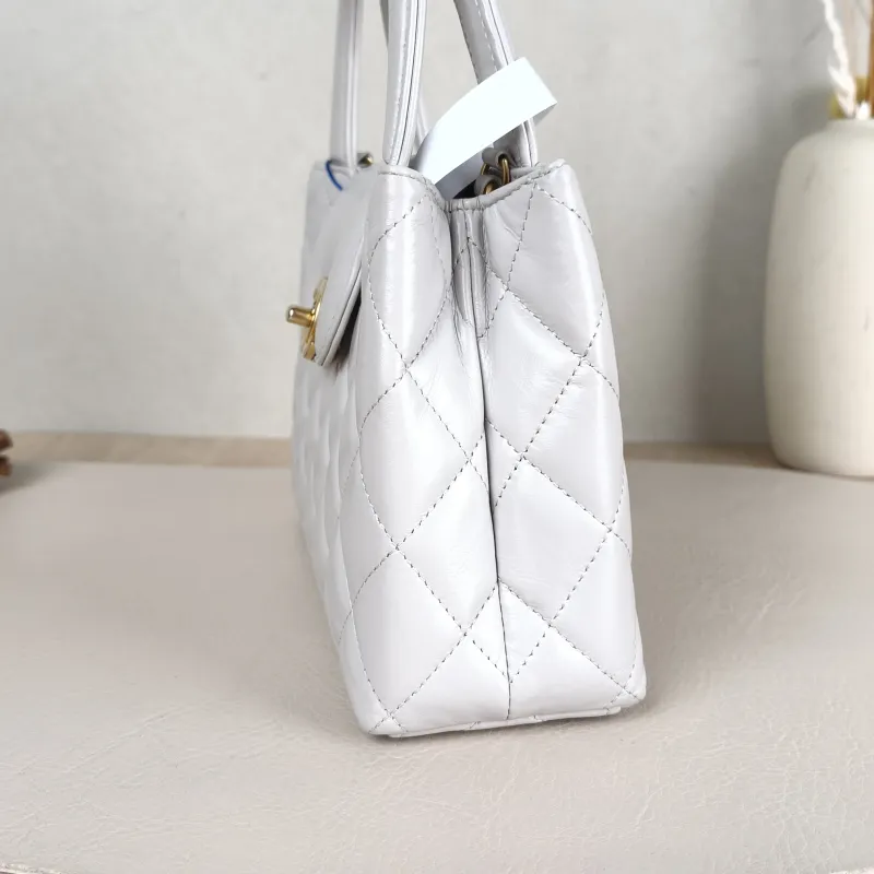 Chanel Crossbody Bag Kelly Grey Waxed Leathermini19 × 7 × 13 cm — detail view 12 of 13