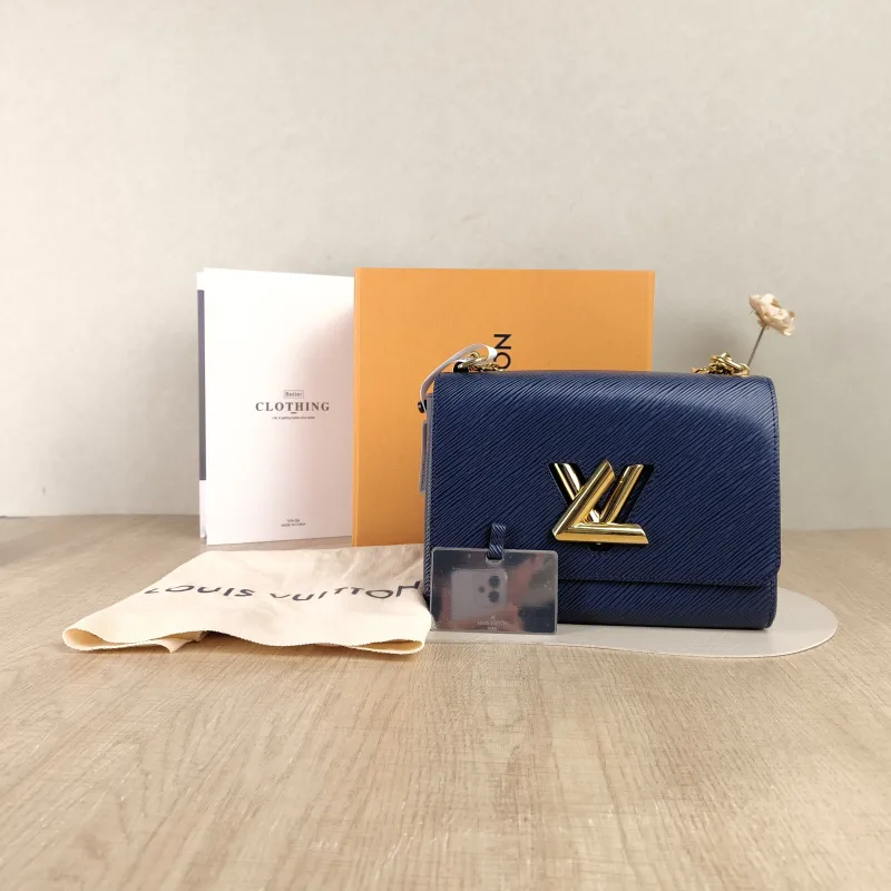 Louis Vuitton Crossbody Bag Twist Blue Epi Embossed Calfskin Medium23 × 9.5 × 17 cm — cover view 5 of 6