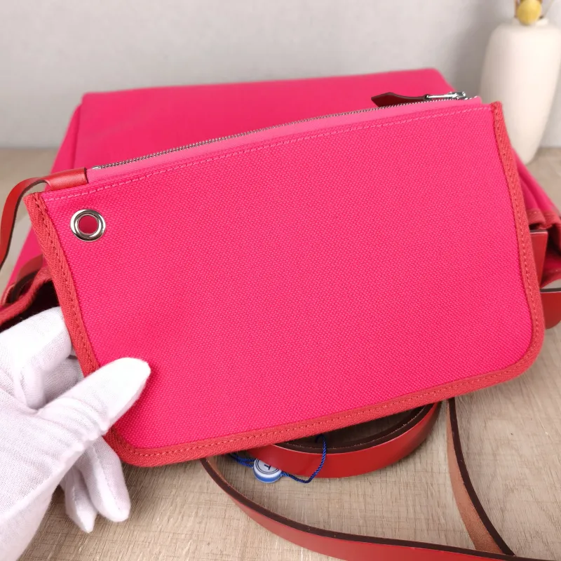 Hermès Crossbody Bag Herbag 31 Red Red Canvas Medium 30.5 × 11 × 25.5 cm Y — detail view 16 of 16