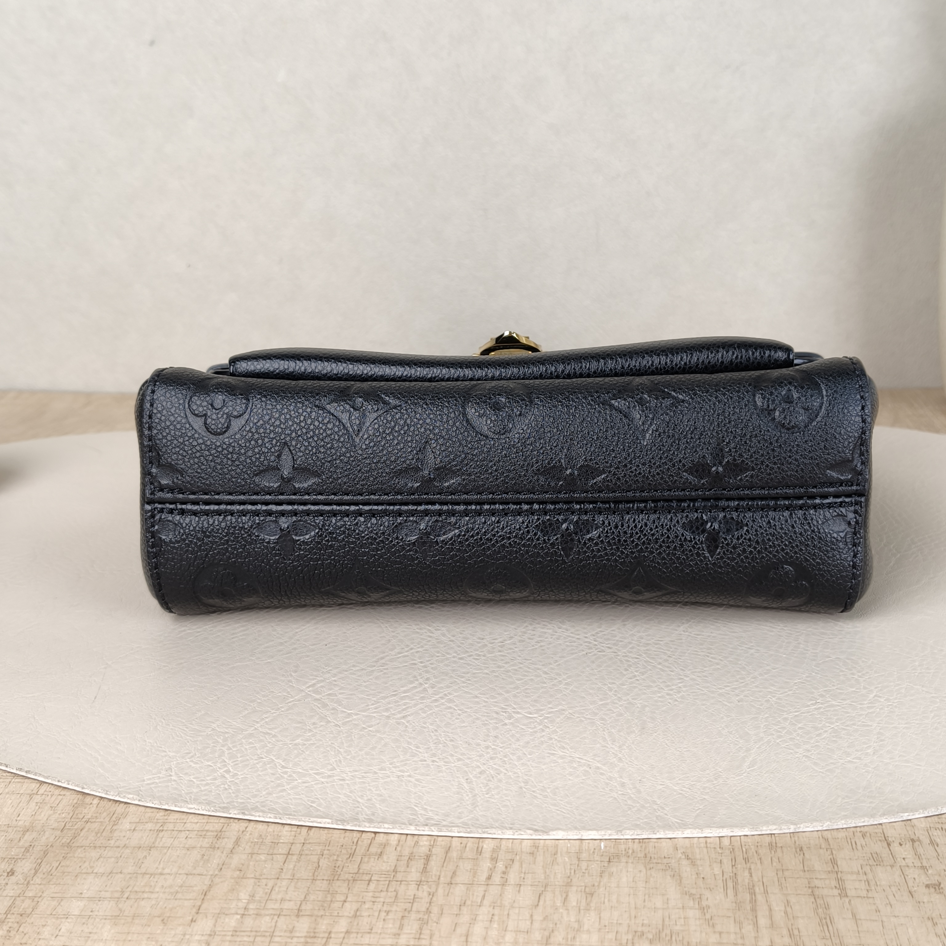 Louis Vuitton Shoulder Bag VAVIN Black Monogram Empreinte Embossed Calfskin BB20.5 × 8 × 15.5 cm — cover view 4 of 5
