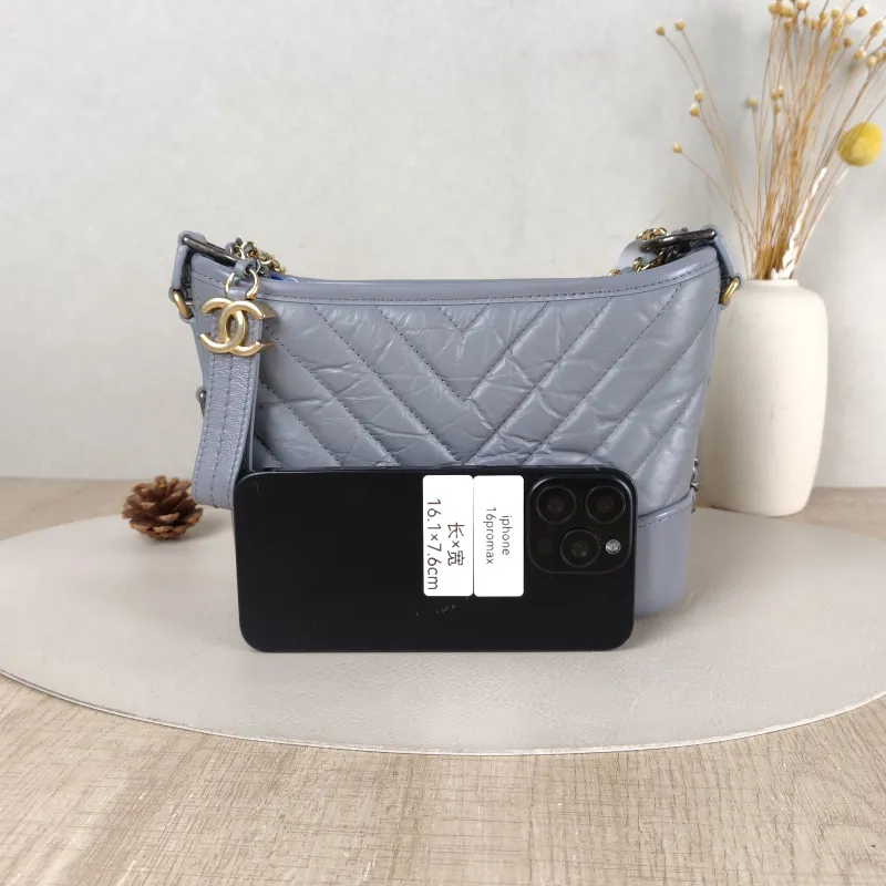 Chanel Crossbody Bag v Gabrielle Gabrielle Bag Grey Calfskin Small 20 × 8 × 15 cm 28 — cover view 2 of 5