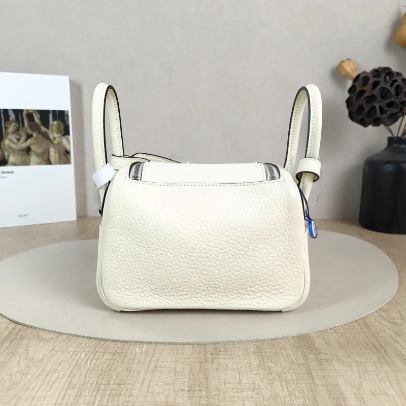 Hermès Crossbody Bag Lindy Mini 19I2 TC Calfskinmini19 × 9.5 × 13 cm — cover view 6 of 6