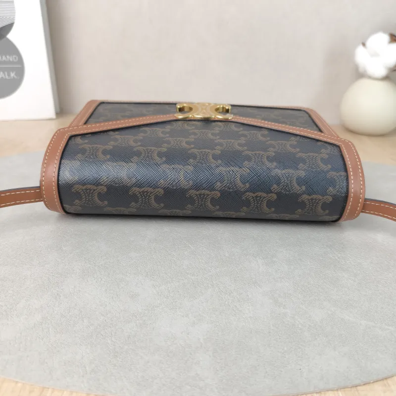CELINE Crossbody Bag ENVELOPPE TRIOMPHE Monogram PVC Medium 22 × 5 × 15 cm — detail view 3 of 10