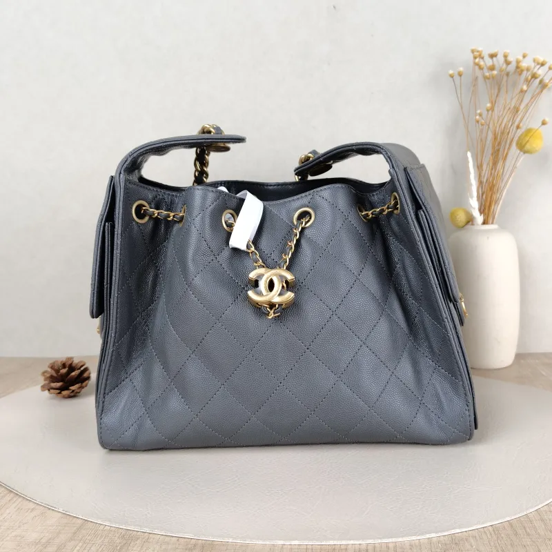 Chanel Shoulder Bag25Bag Grey Calfskin Small26 × 14 × 30 cm