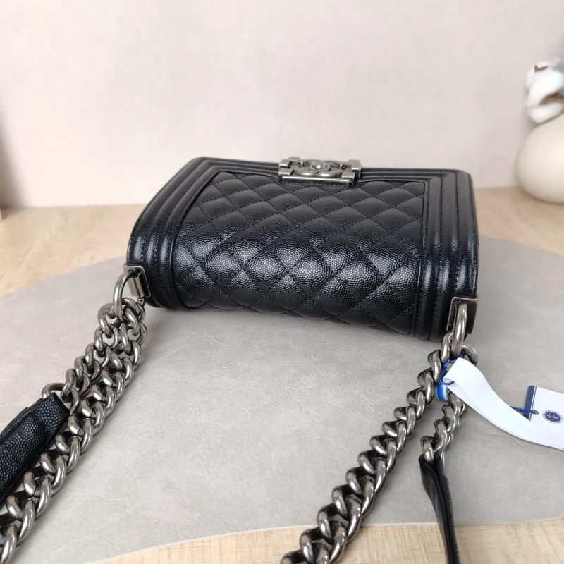 Chanel Crossbody Bag Le Boy​ Black Grained Calfskin Small 20.5 × 8.5 × 12 cm — detail view 9 of 13