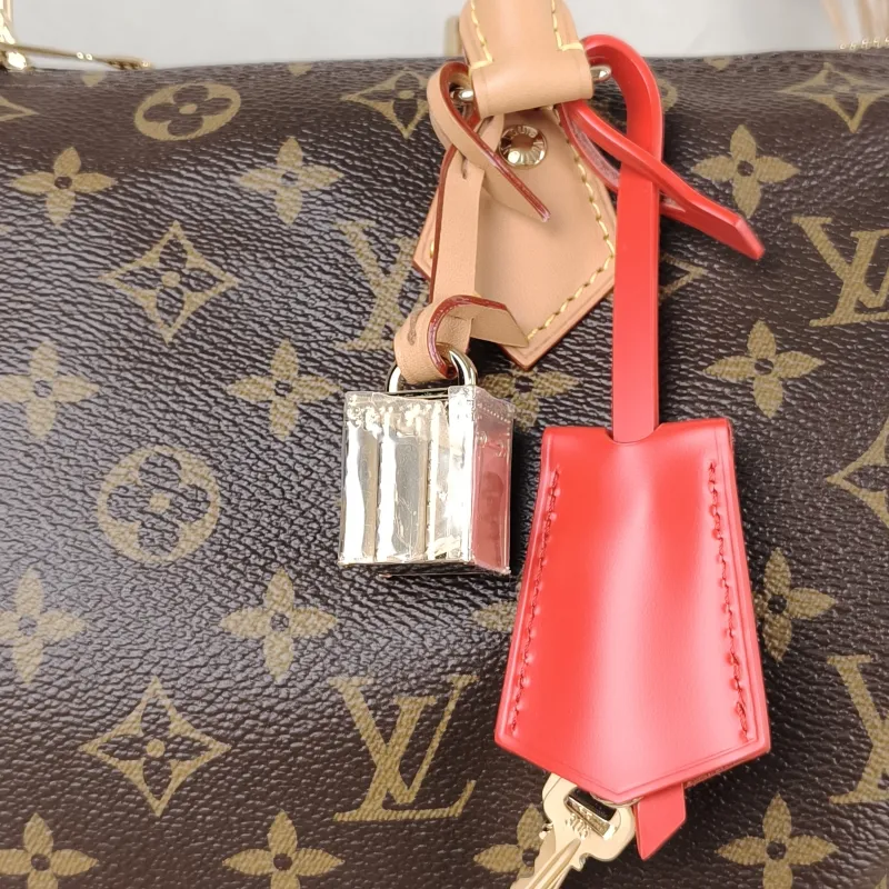 Louis Vuitton Shoulder Bag Speedy Soft 30 Shoulder Strap Edition-Monogram PVC Large 30 × 17 × 21 cm — detail view 10 of 16