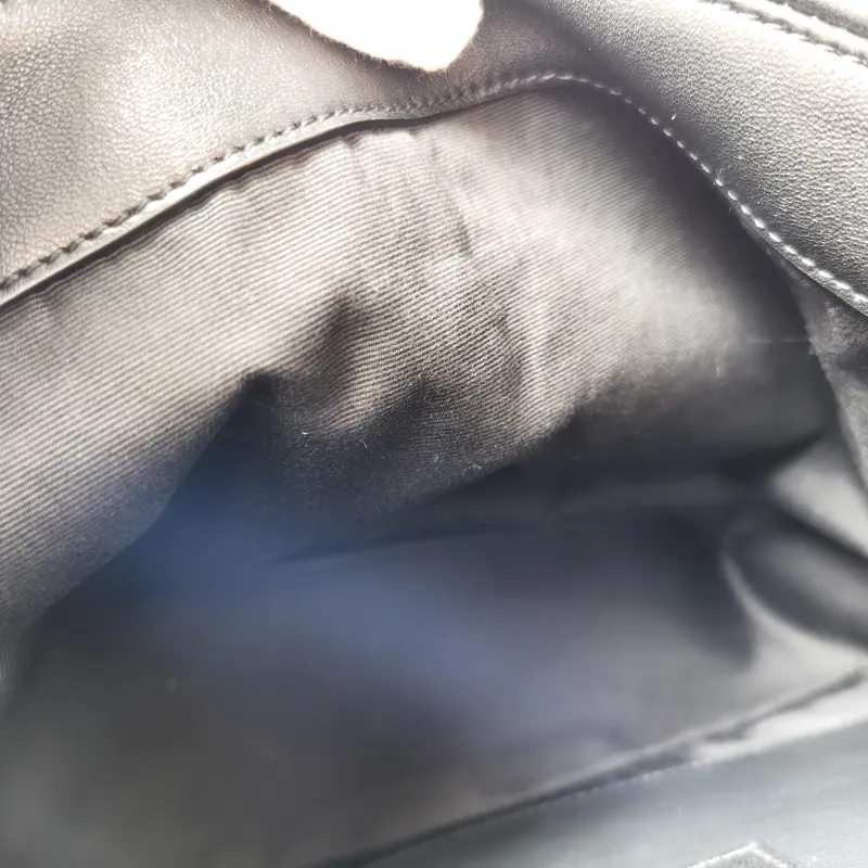 SAINT LAURENT Crossbody Bag Jamie 4.3 Chain Bag Black SL ambskin Medium 29 × 9.5 × 21 cm — detail view 6 of 13
