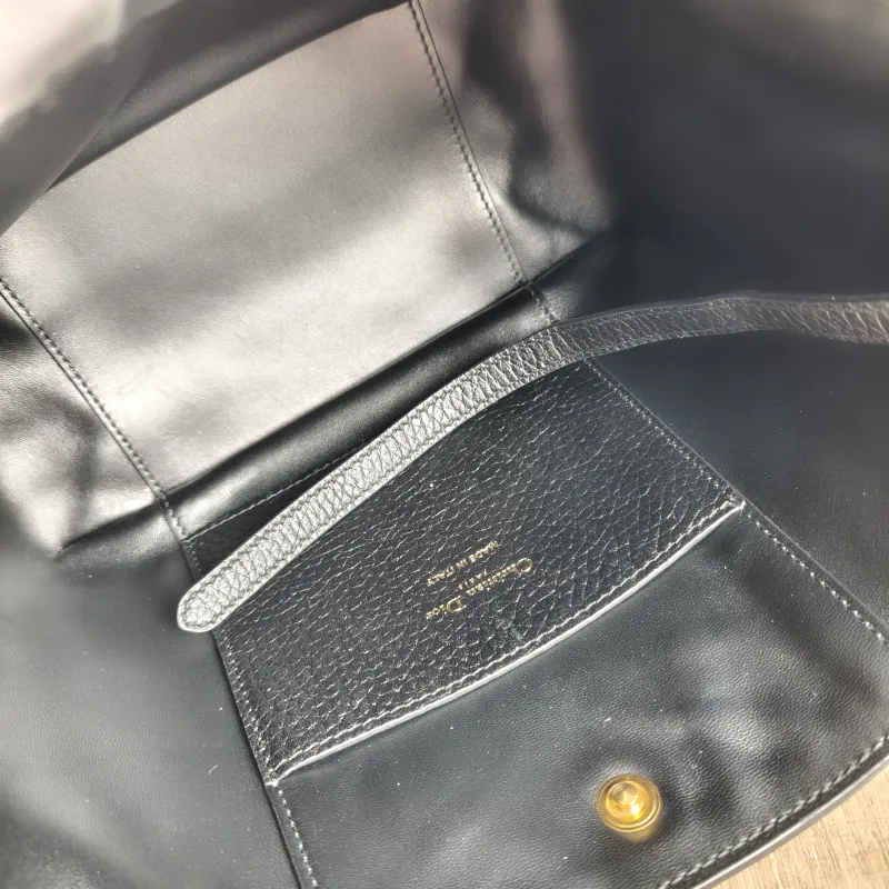 DIOR Top Handle Bag Signature Bucket Bag Black Calfskin Small 21 × 11 × 19 cm — detail view 9 of 10