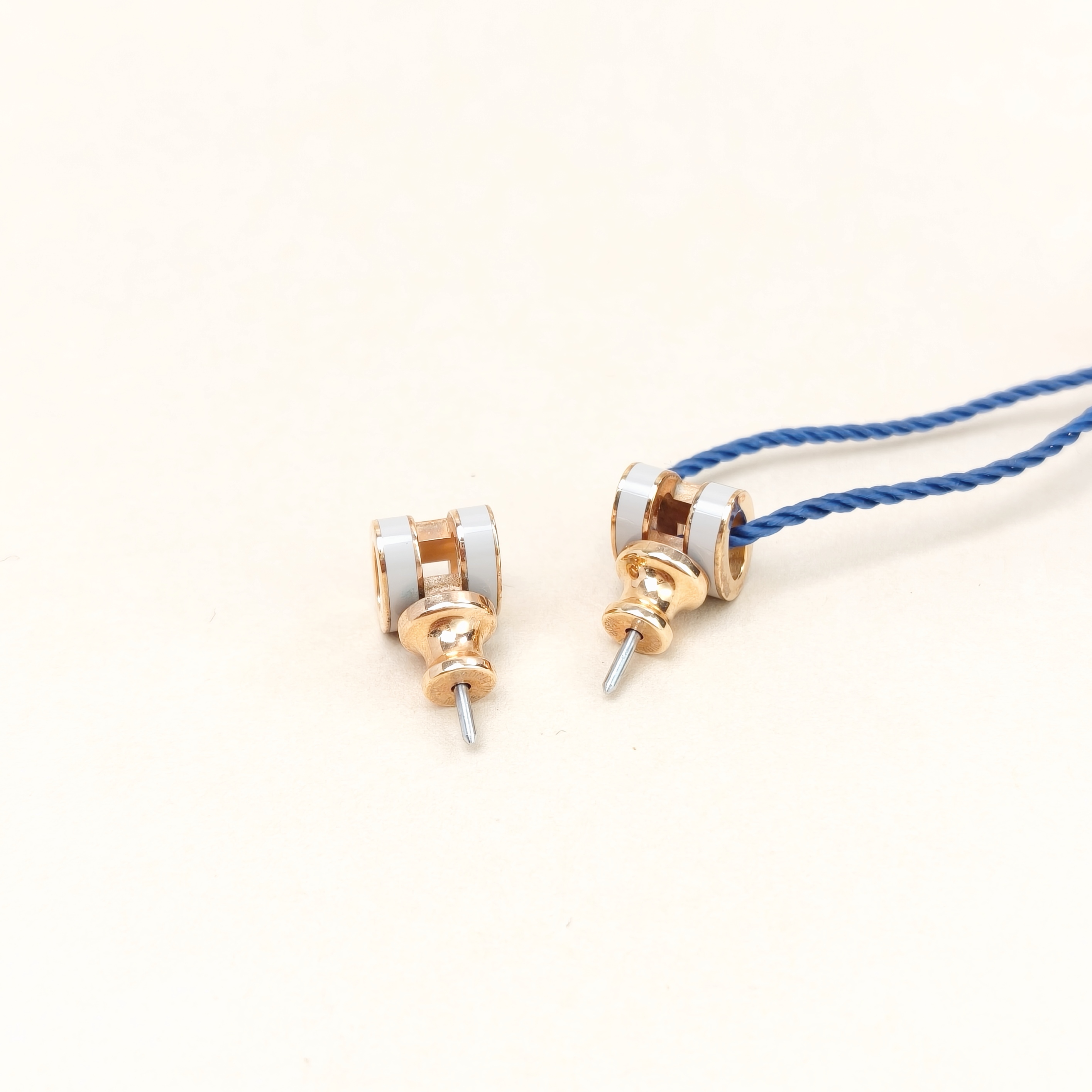 Hermès Earrings Pop HE arrings mini — cover view 2 of 7