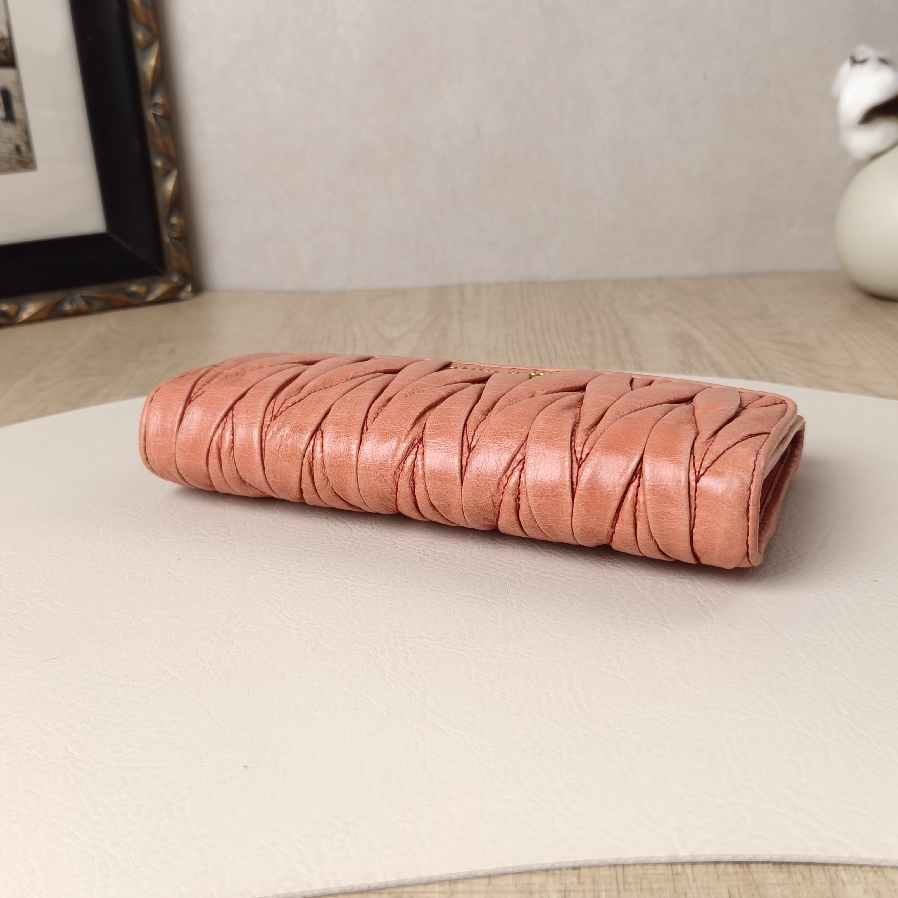 Miumiu Wallet Waxed Leather · 19.5 × 3 × 9.5 cm — cover view 9 of 10