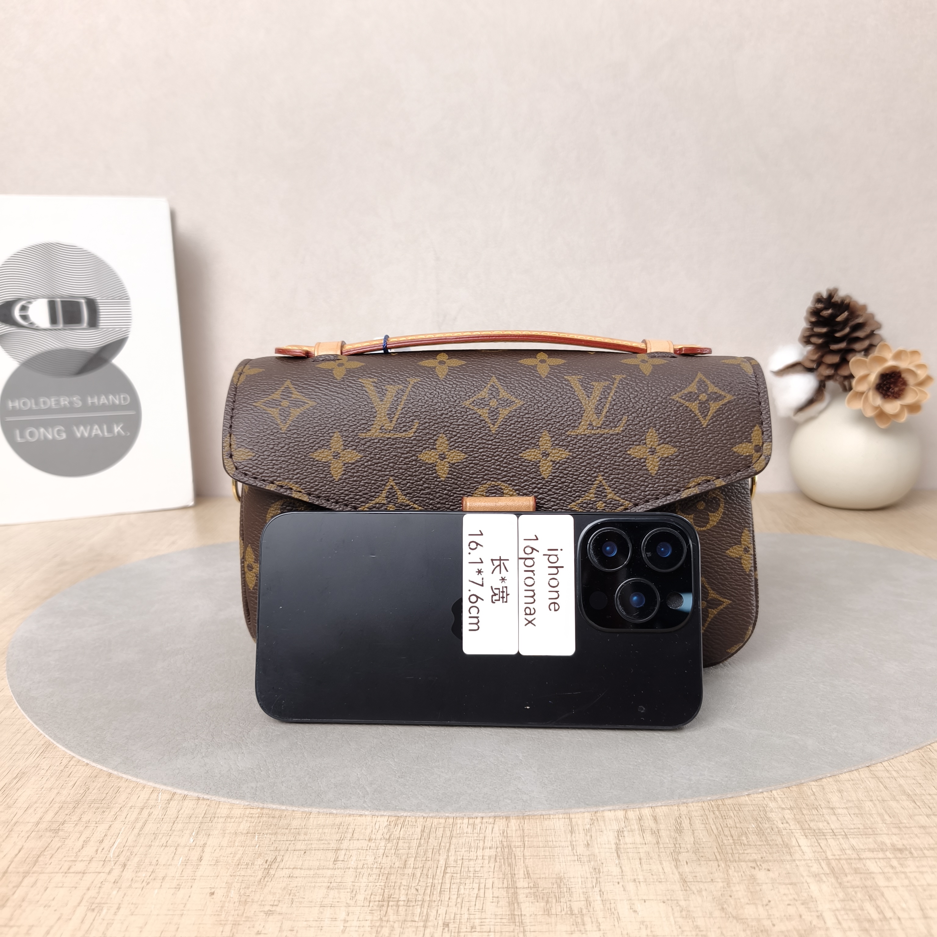 Louis Vuitton Crossbody Bag Pochette Métis East West Monogram PVC Small21.5 × 6 × 13.5 cm — cover view 5 of 6