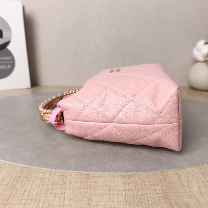 Chanel Crossbody Bag Woven Pink Grained Calfskin One Size18.5 × 7 × 14.5 cm — detail view 6 of 12