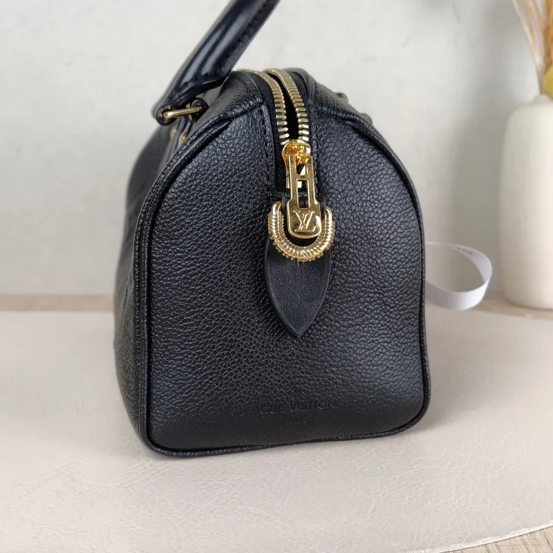 Louis Vuitton Crossbody Bag Speedy20 Black Monogram Empreinte Embossed Calfskin Small 20.5 × 12 × 13.5 cm — detail view 2 of 13