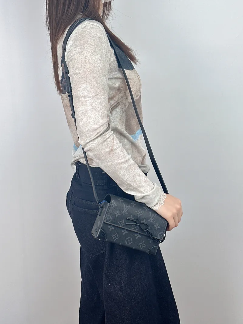 Louis Vuitton Crossbody Bag Steamer Box Monogram PV Cmini18 × 6.5 × 11 cm — on-model view 1 of 2