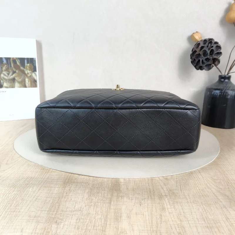 Chanel Crossbody Bag Bowling Bag Black Lambskin One Size 31 × 9 × 19 cm — cover view 3 of 5