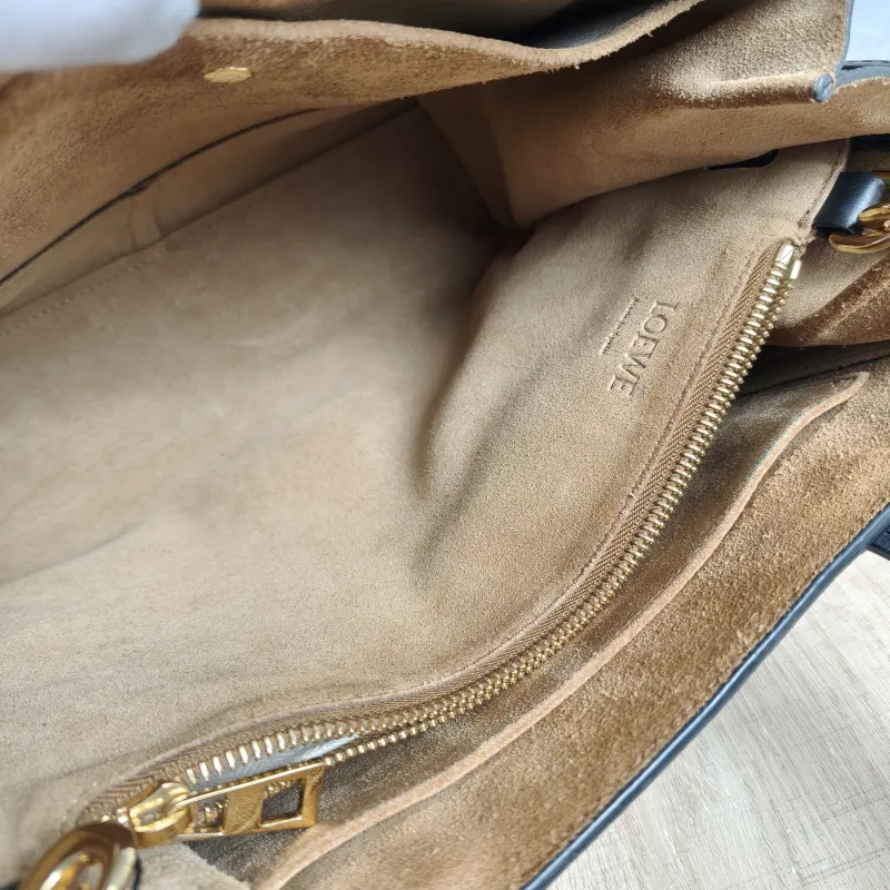 LOEWE Crossbody Baggate handbag Top Handle Bag Black Calfskin Small30 × 12 × 23.5 cm — detail view 6 of 12