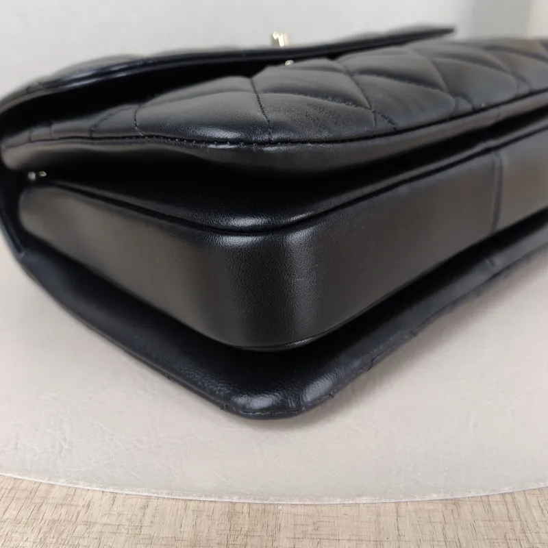 Chanel Crossbody Bag 23s trendy cc Black Lambskin Small 25 × 12 × 17 cm — detail view 13 of 15