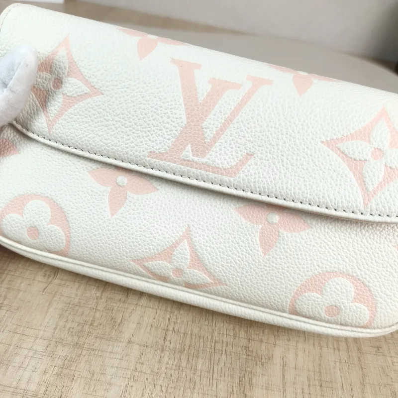Louis Vuitton Crossbody Bag IVY White · Pink Empreinte Embossed Calfskin Small 23.5 × 4.3 × 12 cm — detail view 10 of 12