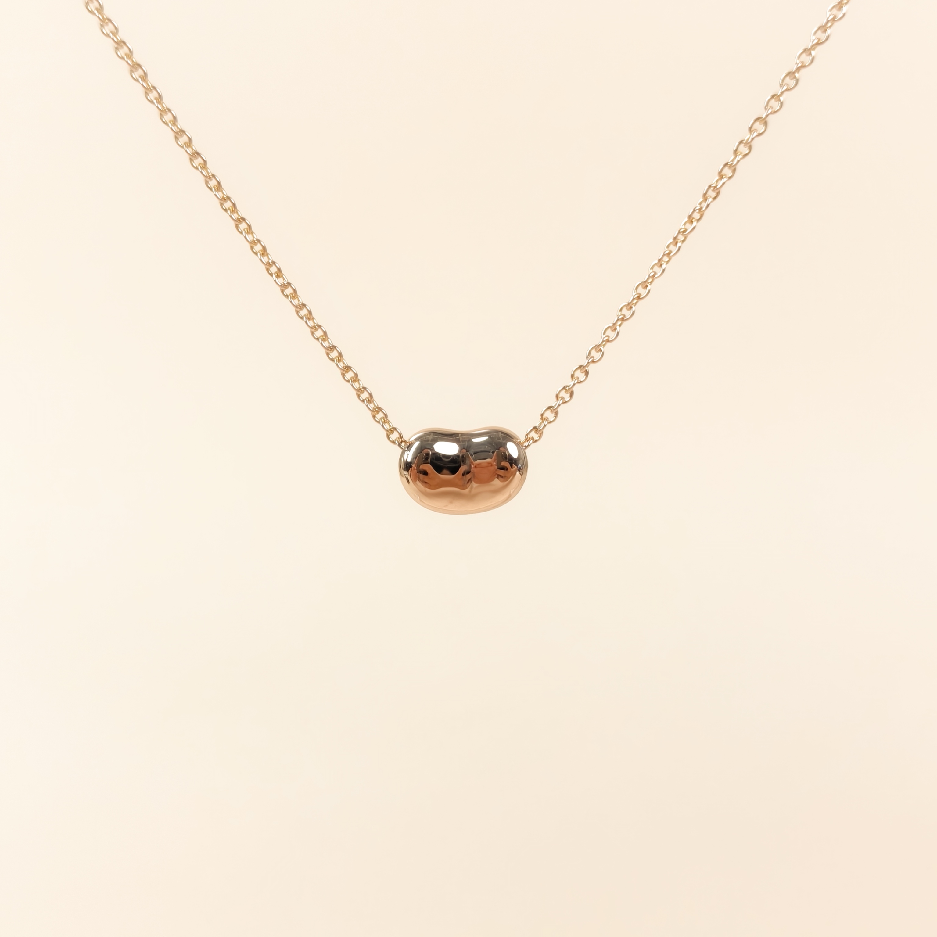 Tiffany&Co Jewelry . Elsa Peretti Bean design 18K 9 40.6