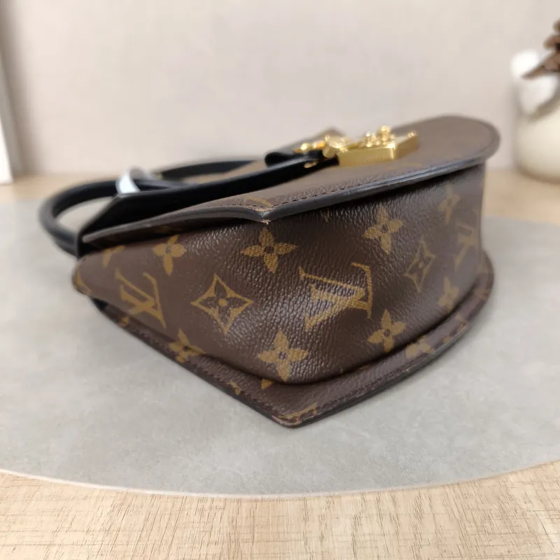 Louis Vuitton Crossbody Bag Tilsitt Monogram PVC Medium24 × 7 × 18 cm — detail view 4 of 15