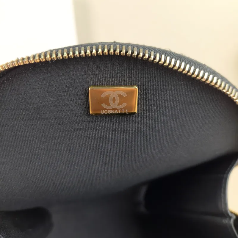 Chanel Crossbody Bag logo Crossbody Bag Black Lambskin One Size 18 × 6 × 16.5 cm — detail view 10 of 10