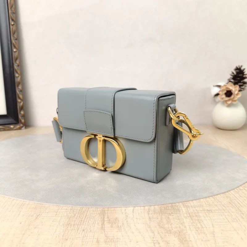 DIOR Crossbody Bag30Montaigne 30 Box Box Grey Calfskinmini17.5 × 5 × 11.5 cm — cover view 3 of 5