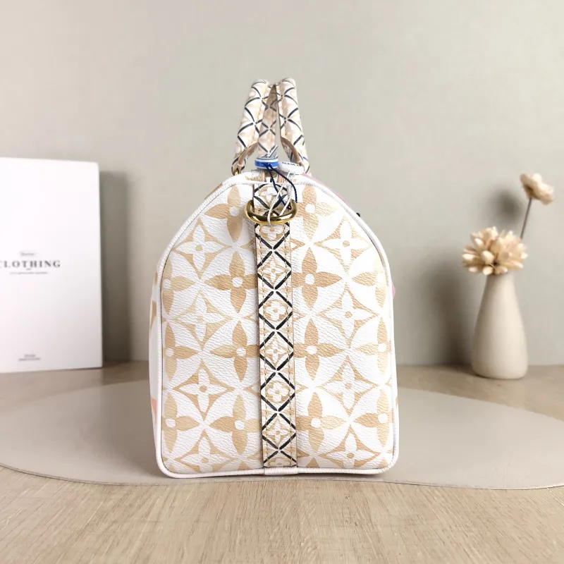 Louis Vuitton Top Handle Bag Speedy25 PVC One Size 25 × 15 × 19 cm — detail view 2 of 11