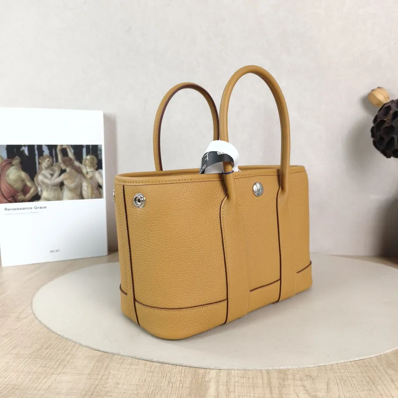 Hermès Top Handle Bag Neo Garden 23 Mini 2S Togo Calfskin Mini 23 × 10 × 16 cm G — cover view 5 of 6